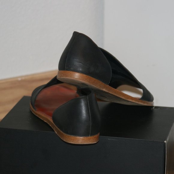1.State Celvin Slip on Peep Toe Sandal - Picture 3 of 3